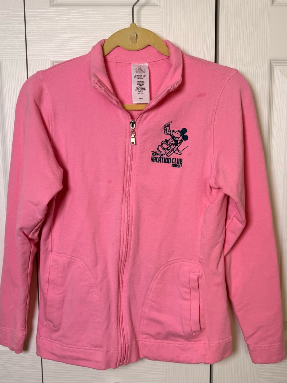 Disney DVC Animal Kingdom Kidani Village Pink Jacket Size S